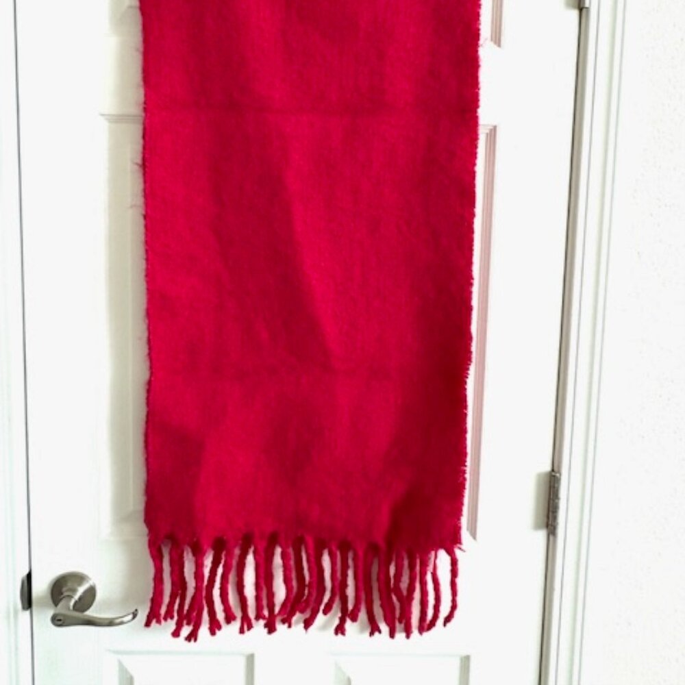 New with tags Banana Republic brushed soft shawl wrap